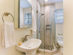 6109 York Bridge CIR, Austin TX 78749