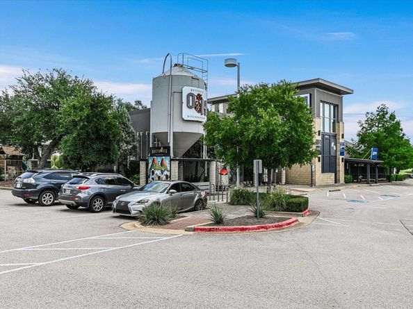 6109 York Bridge CIR, Austin TX 78749