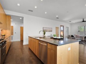 7813 Mullen DR B, Austin TX 78757