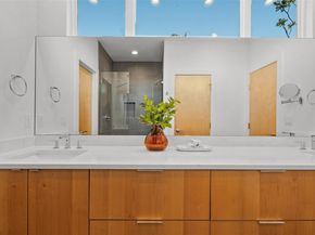 7813 Mullen DR B, Austin TX 78757