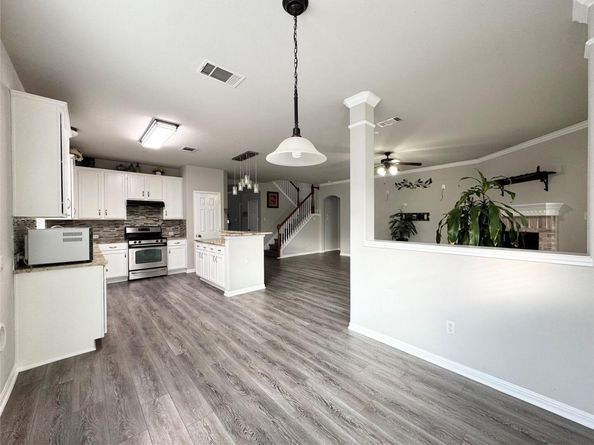 13004 Kenswick DR, Austin TX 78753