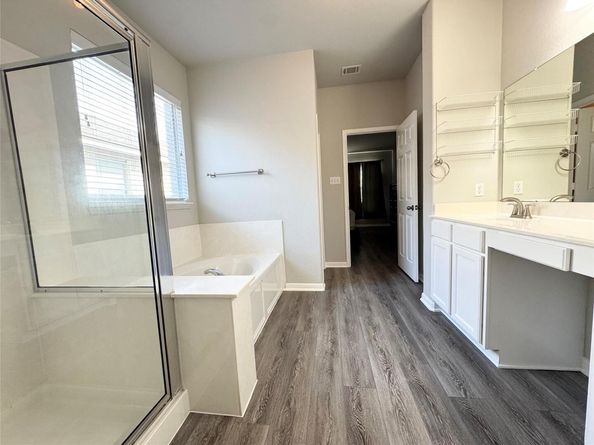 13004 Kenswick DR, Austin TX 78753