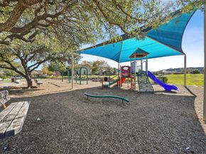 17304 Hattie TRCE, Austin TX 78738