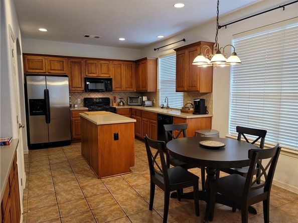 516 Centerbrook PL, Round Rock TX 78665