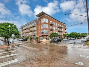 2124 E 6th ST 305, Austin TX 78702