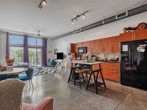 2124 E 6th ST 305, Austin TX 78702