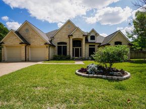 15825 Chatham Wood Dr, Austin TX 78717
