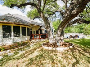 15825 Chatham Wood Dr, Austin TX 78717