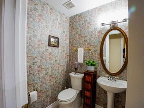 15825 Chatham Wood Dr, Austin TX 78717