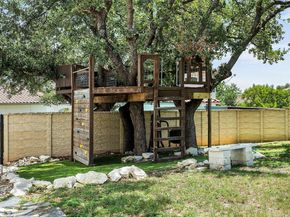 2900 Pamella CT, Austin TX 78734