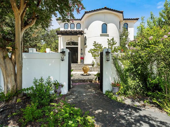 2900 Pamella CT, Austin TX 78734