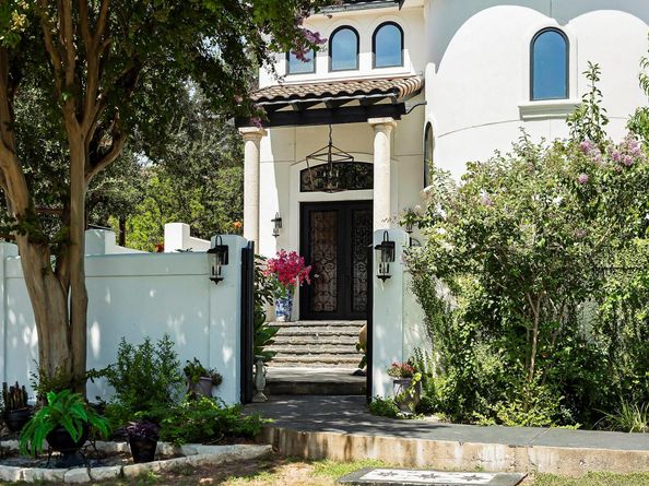 2900 Pamella CT, Austin TX 78734