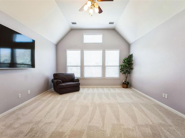 608 Amherst DR, Rockwall TX 75087