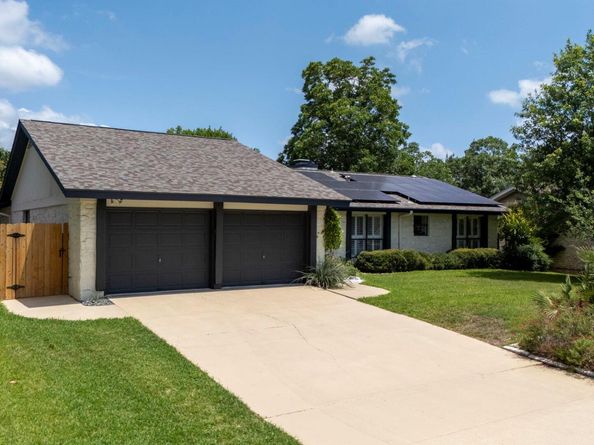 2404 Coral Ridge CIR, Austin TX 78747