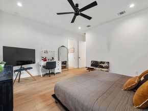 405 Hackberry LN B, Austin TX 78753