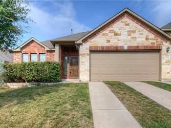 7702 Huddleston LN