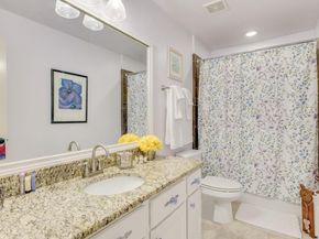 17517 Panorama DR, Dripping Springs TX 78620