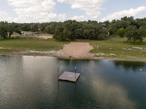 17517 Panorama DR, Dripping Springs TX 78620