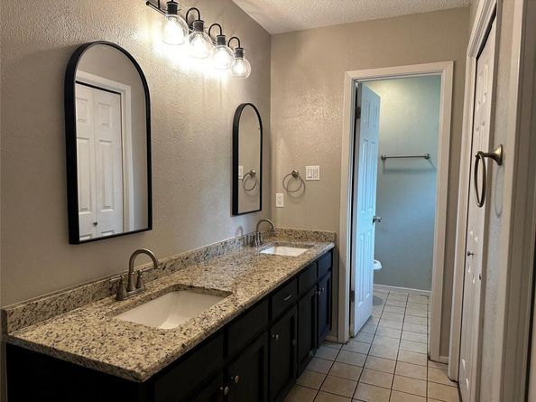 504 Suzzane Rd, Pflugerville TX 78660