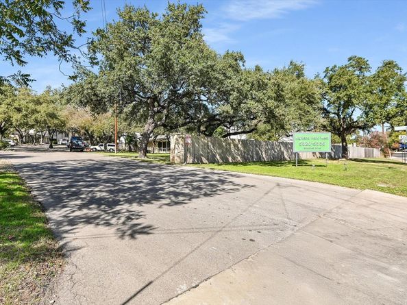 Undisclosed Address #1415642, Austin TX 78731