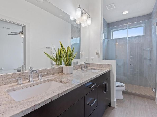 1205 Elm ST 5, Austin TX 78703