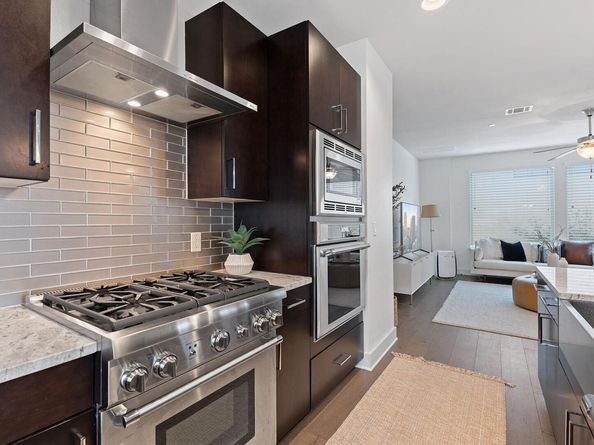 1205 Elm ST 5, Austin TX 78703