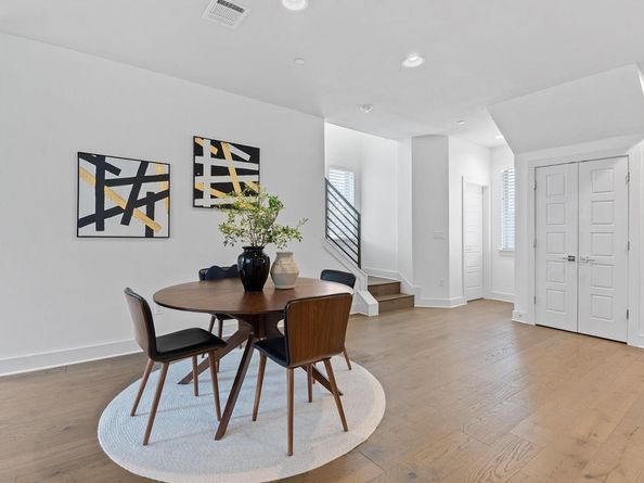 1205 Elm ST 5, Austin TX 78703