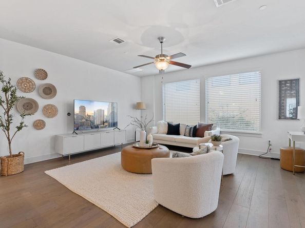 1205 Elm ST 5, Austin TX 78703