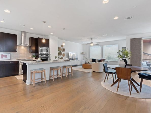 1205 Elm ST 5, Austin TX 78703
