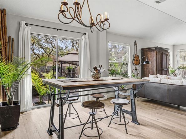 5708 Marchmont LN, Austin TX 78749