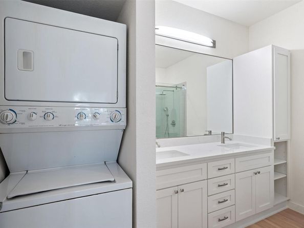 2450 Wickersham LN 1307, Austin TX 78741