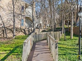 2450 Wickersham LN 1307, Austin TX 78741