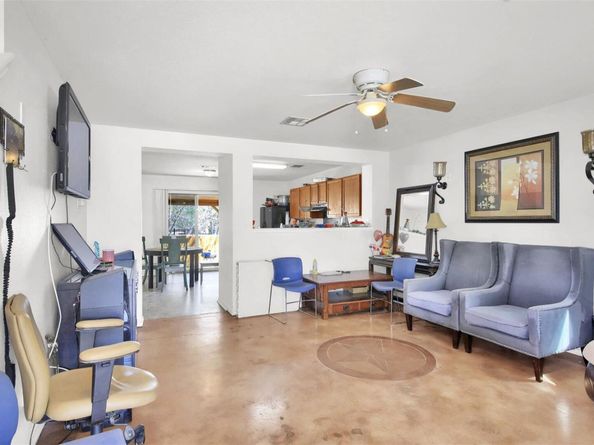 804 Dawlish DR, Pflugerville TX 78660