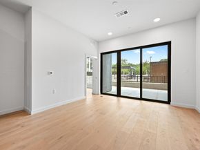 2209 S 1st ST 121, Austin TX 78704