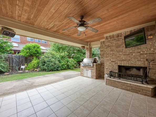 518 Victoria DR, Cedar Park TX 78613