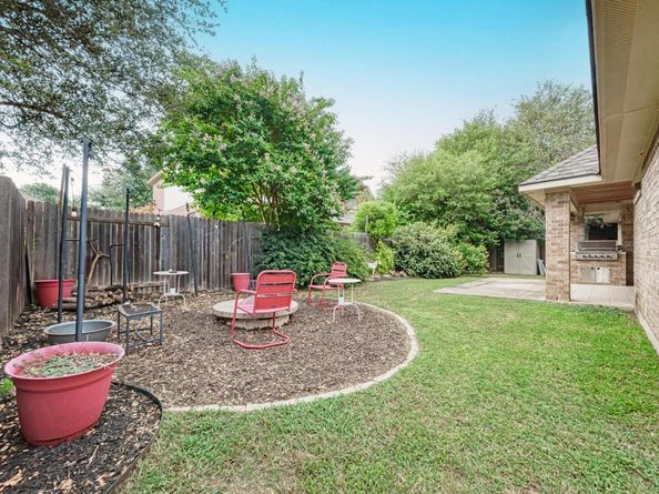 518 Victoria DR, Cedar Park TX 78613