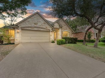 518 Victoria DR