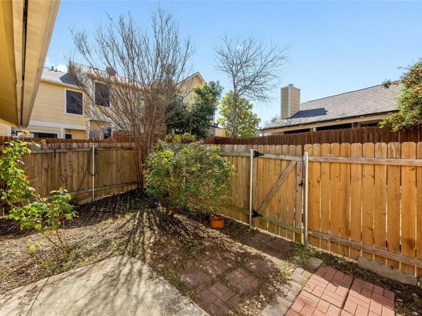 11901 Swearingen DR 103, Austin TX 78758