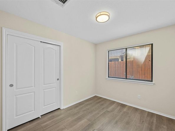 11901 Swearingen DR 103, Austin TX 78758