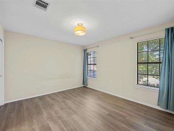 11901 Swearingen DR 103, Austin TX 78758