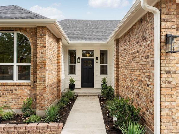 14611 Sandy Side DR, Austin TX 78728