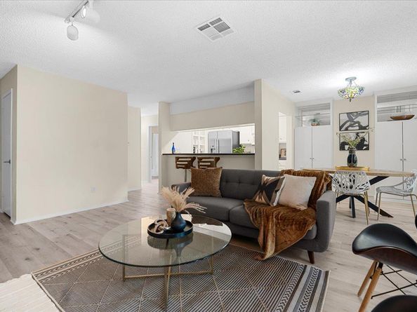 3839 Dry Creek DR 111, Austin TX 78731