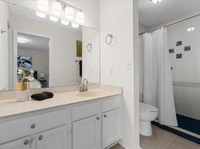 3839 Dry Creek DR 111, Austin TX 78731