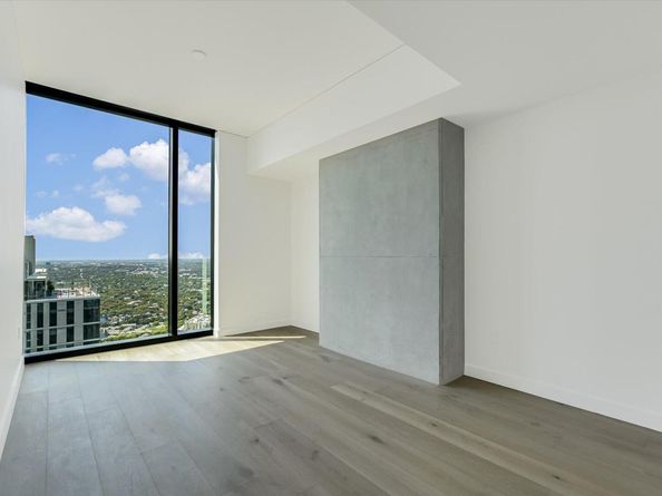 610 Davis ST 4903, Austin TX 78701