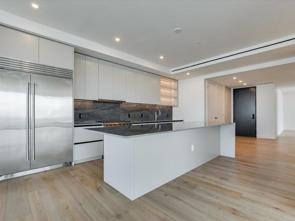610 Davis ST 4903, Austin TX 78701