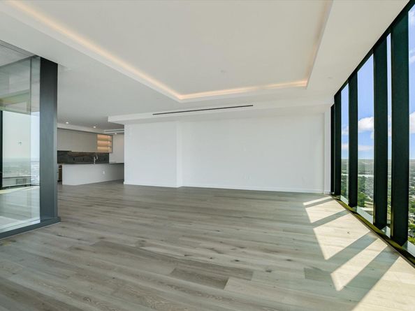 610 Davis ST 4903, Austin TX 78701
