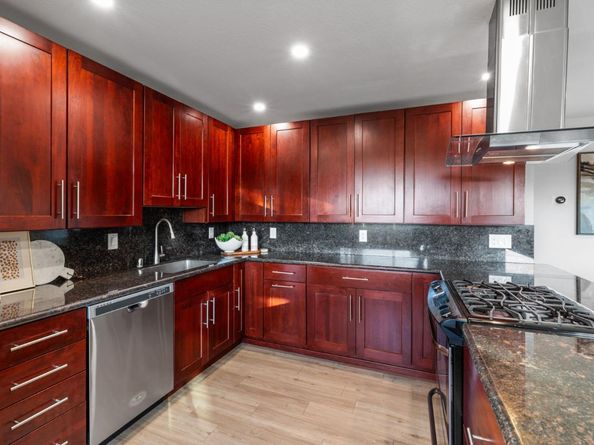 162 Coronado Avenue, San Carlos CA 94070