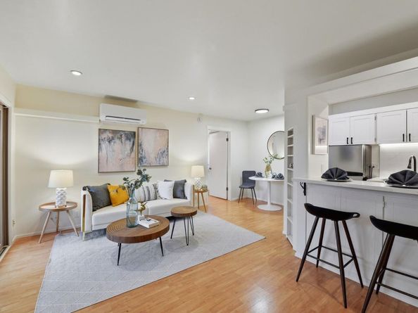 500 W Middlefield Road 121, Mountain View CA 94043