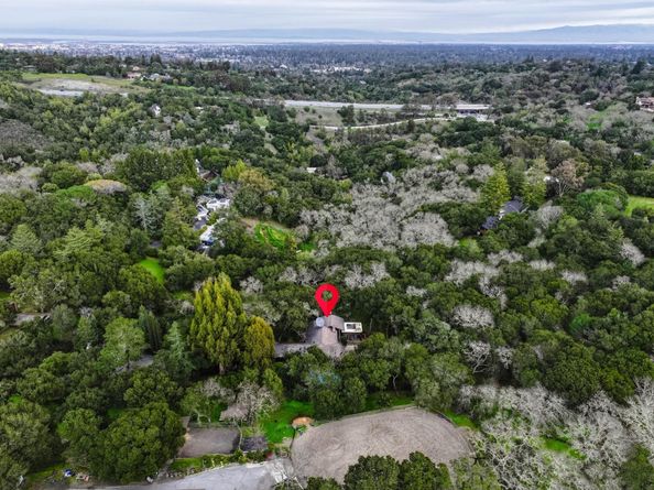 380 La Questa Way, Woodside CA 94062