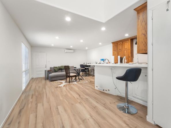 4 Athlone Way, Menlo Park CA 94025